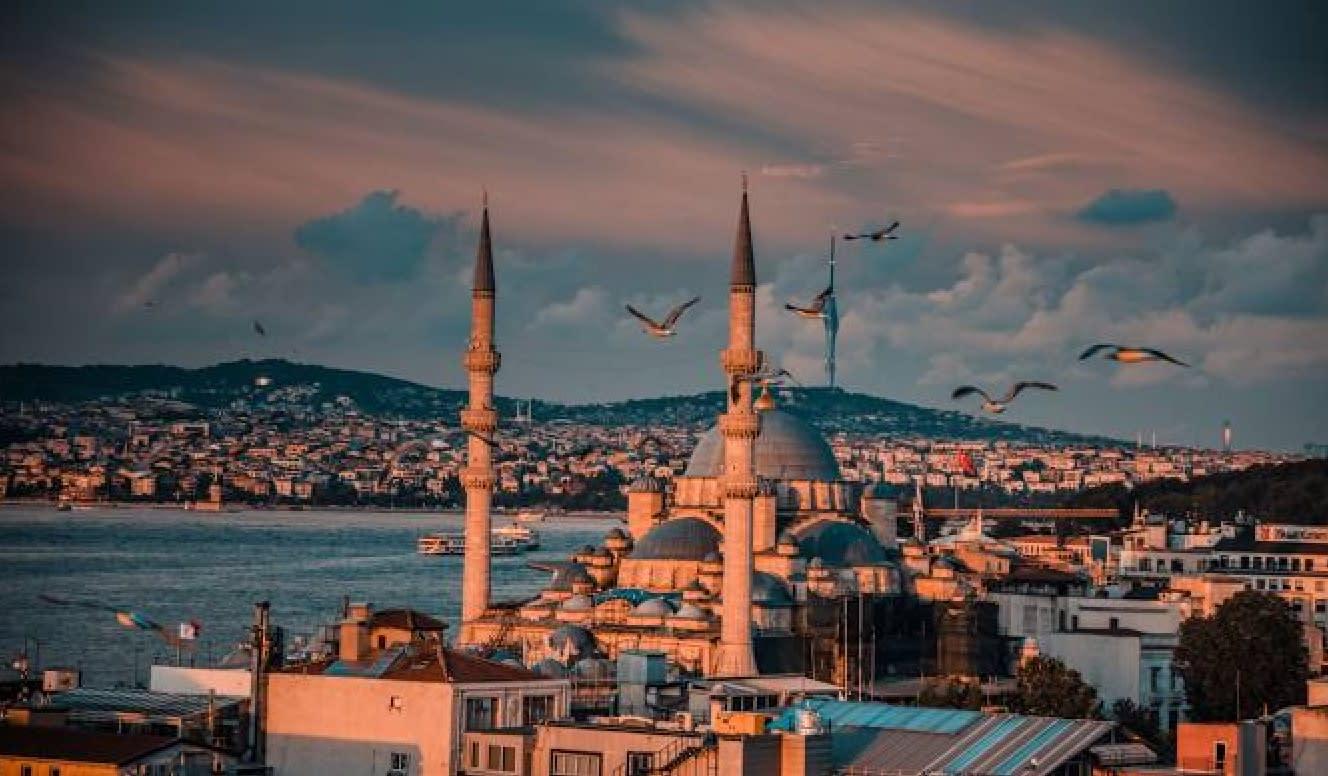 برنامج 6 أيام في أسطنبول